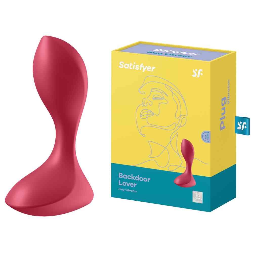 Vibratore plug rosso accanto a confezione giallo-blu. Confezione con immagine del prodotto, scritta "Backdoor Lover" e "Satisfyer".