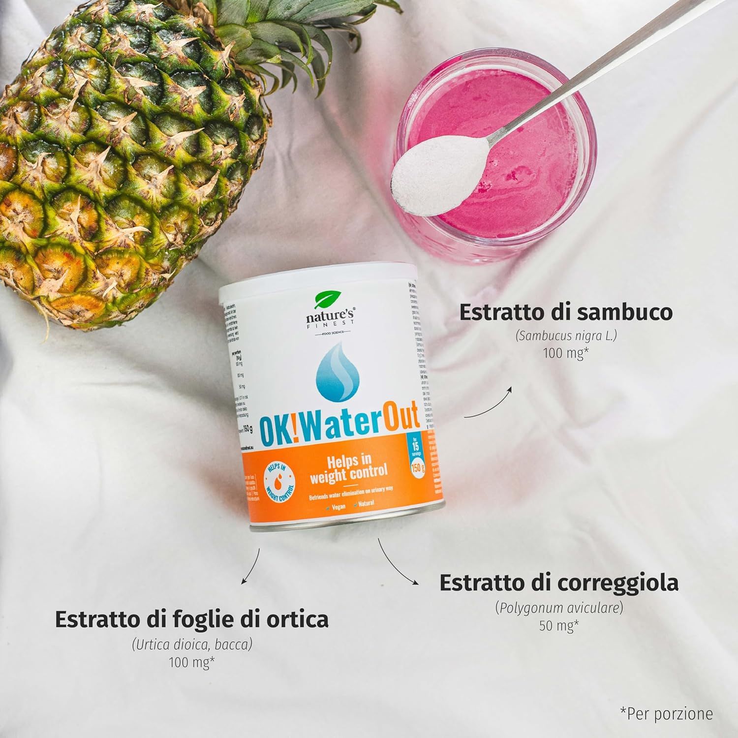 Barattolo OK!WaterOut, accanto a un bicchiere di liquido rosa e un cucchiaio. Ananas.
