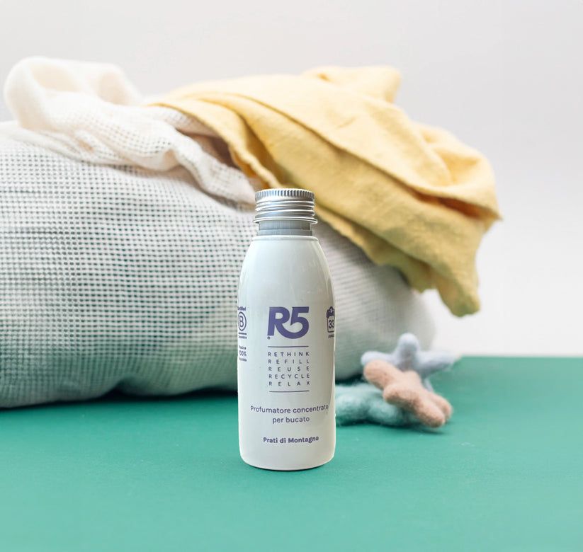 R5 Profumatore Bucato Concentrato 1 Pezzo, 33 Lavaggi, Profumo Prati di Montagna