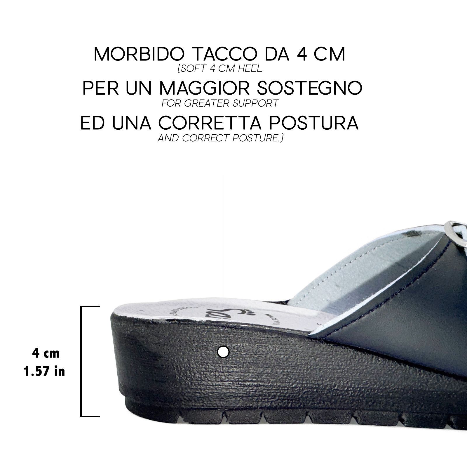 Primo piano del tallone di un sandalo. Testo: Morbido Tacco da 4 cm. Misura: 4 cm/1.57 in.