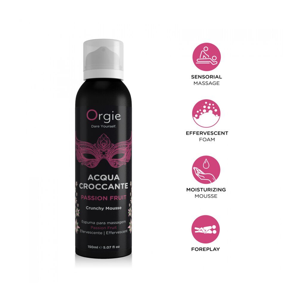 Flacone spray nero con tappo bianco. Scritta: Orgie Acqua Croccante Passion Fruit. Illustrazioni.