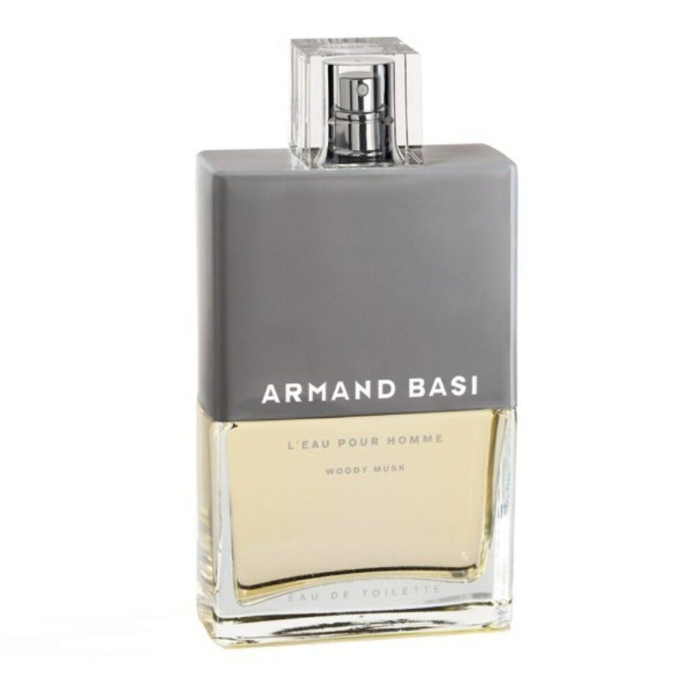 Flacone rettangolare con tappo grigio. Scritta: Armand Basi, L'Eau Pour Homme, Woody Musk. Erogatore trasparente.