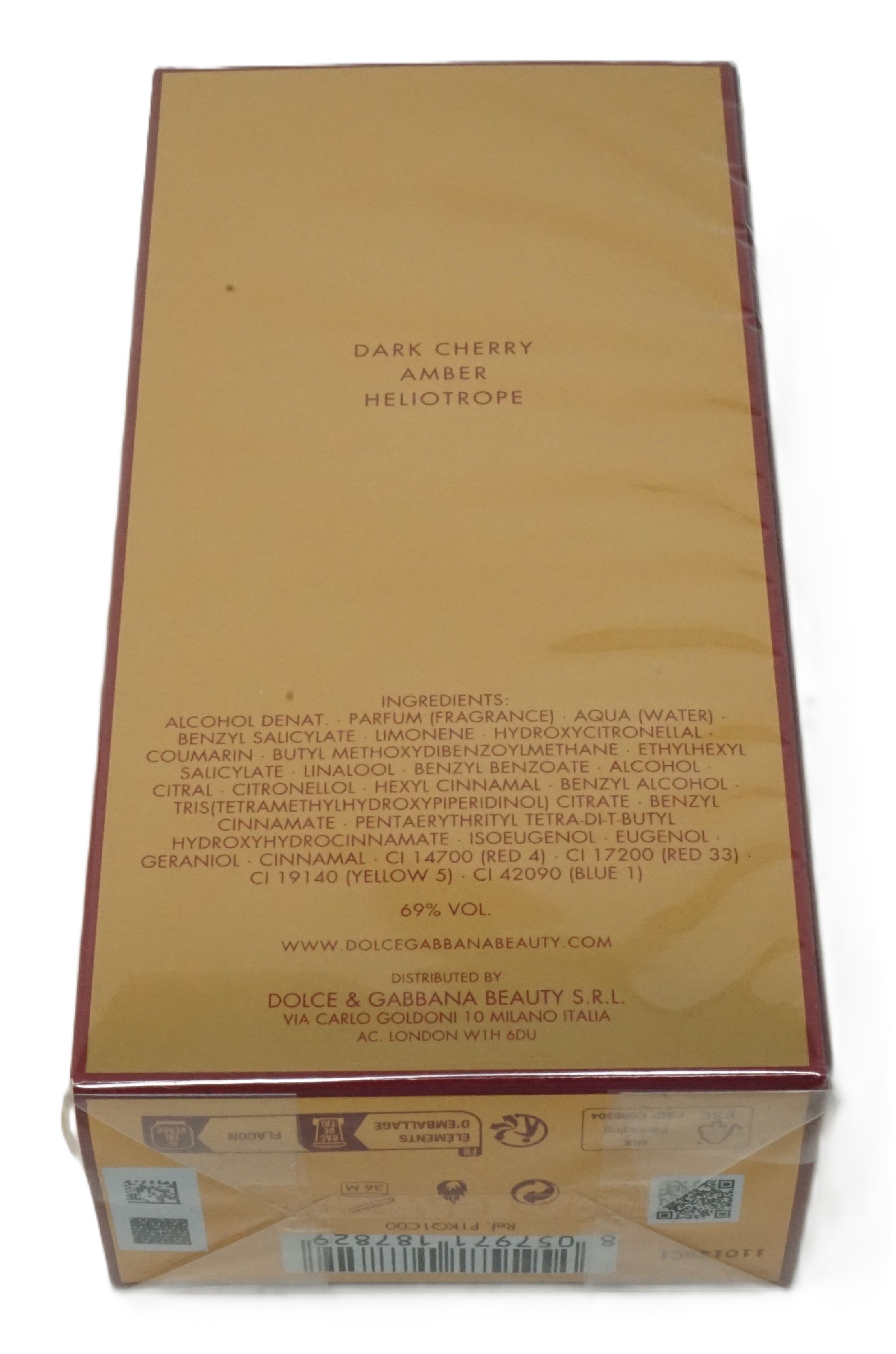 Retro della confezione con ingredienti e informazioni. Contiene testo in più lingue e dettagli sulla composizione.