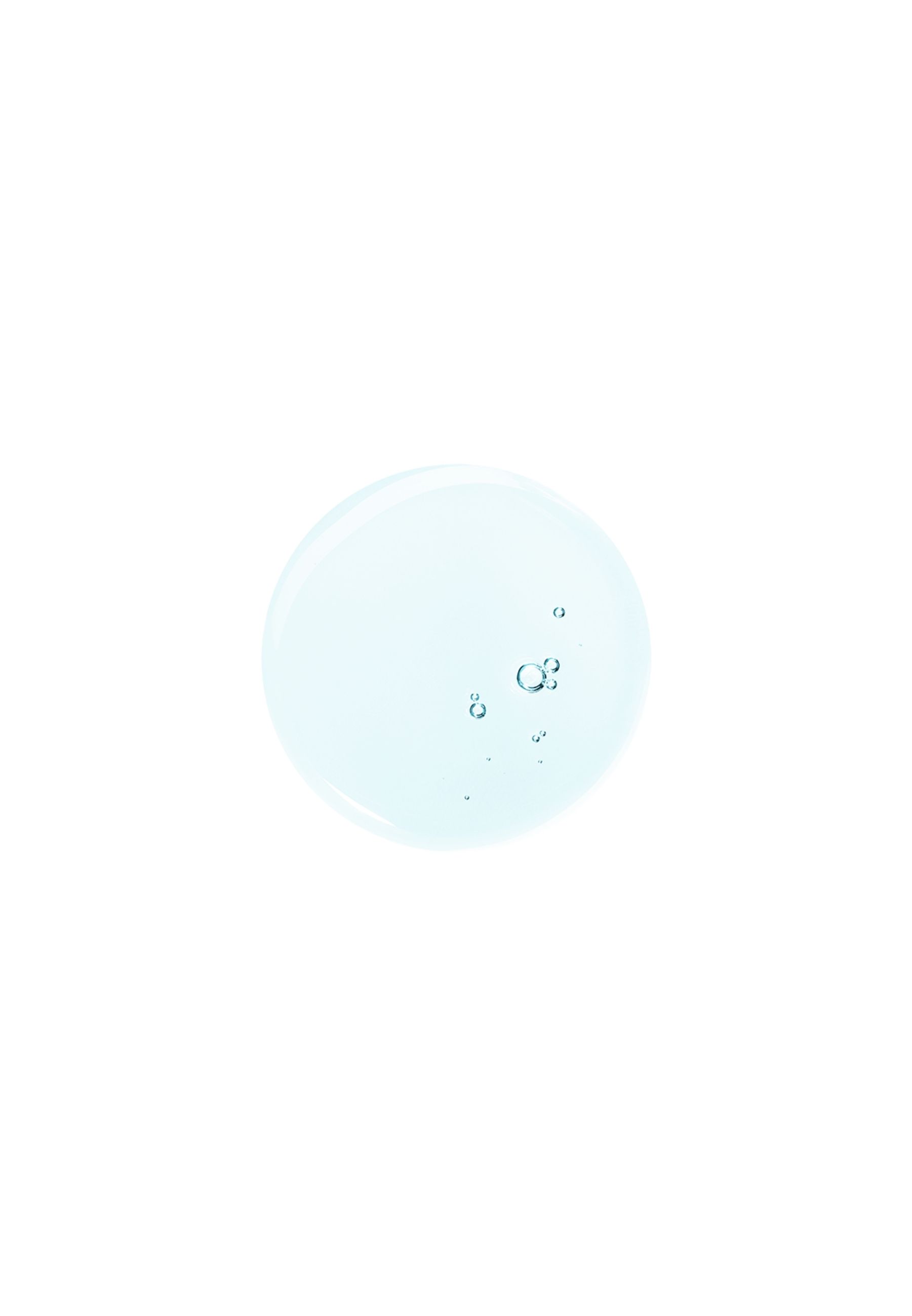 Goccia circolare di liquido trasparente con piccole bolle. Sfondo bianco.