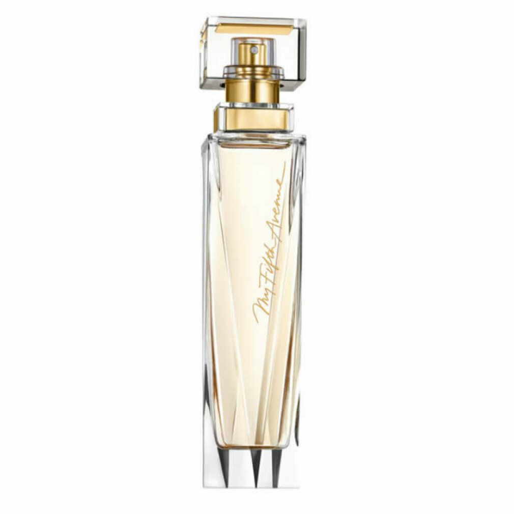 Flacone di profumo, rettangolare, trasparente. Tappo dorato. Scritta dorata: My Fifth Avenue. Su sfondo bianco.