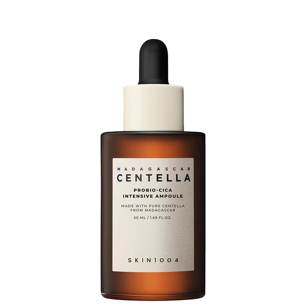 Flacone in vetro marrone con contagocce ed etichetta: Madagascar Centella Probio-Cica Intensive Ampoule.
