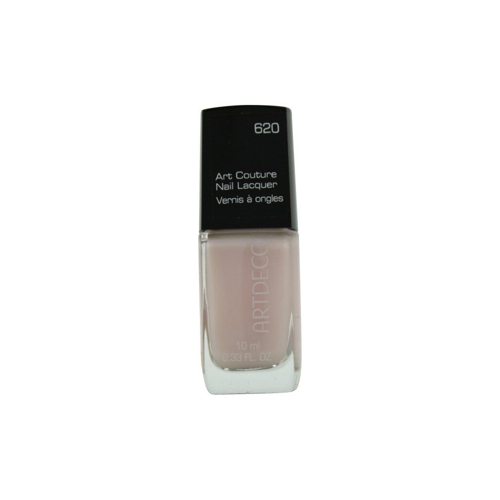 Flacone di smalto rosa chiaro. Scritta: Artdeco, Art Couture Nail Lacquer. Numero 620 sul flacone.