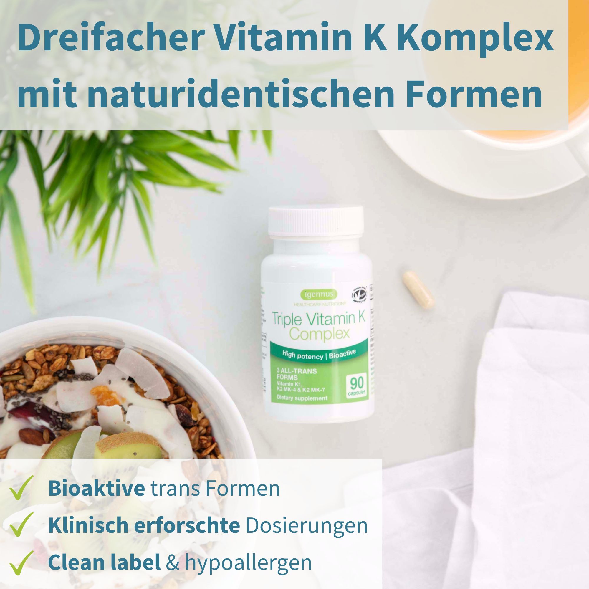 Flacone Igennus Vitamin K Complex accanto a una ciotola di granola e una capsula.