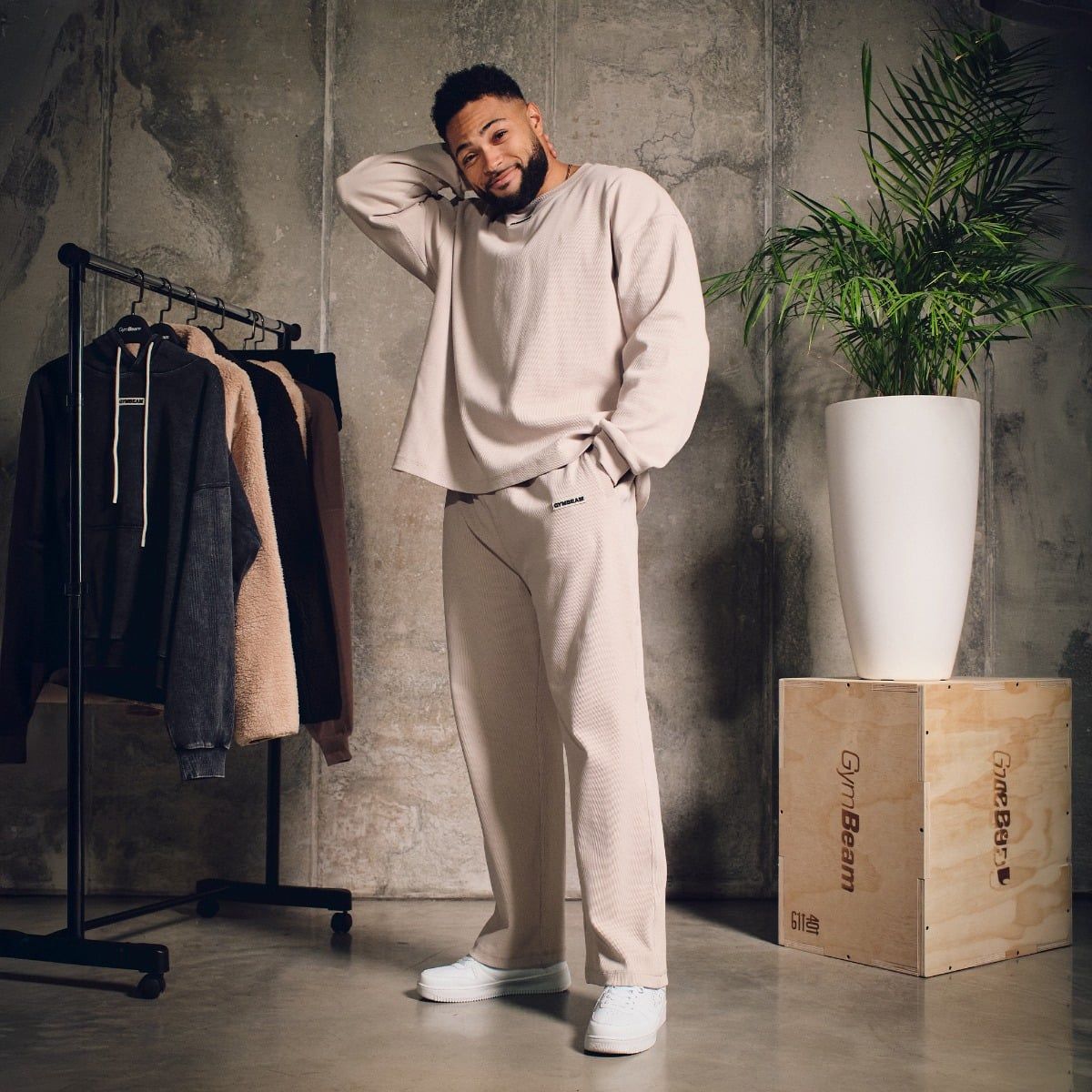 GymBeam Joggers uomo oversize con gamba larga e coulisse Aura Grey