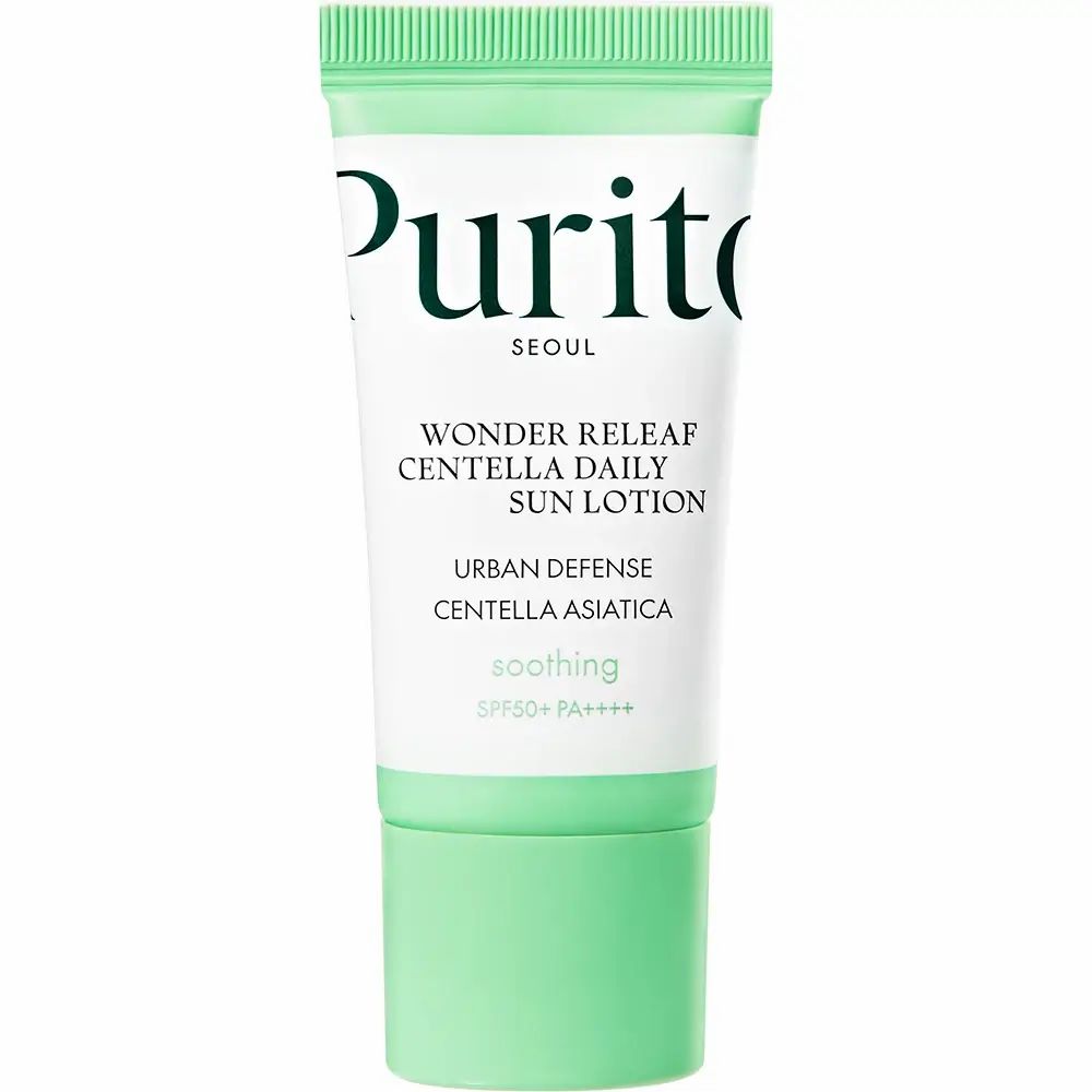Tubo di lozione solare. Etichetta bianca, tappo verde. Testo: PURITO, Wonder Releaf Centella Daily Sun Lotion, SPF50+ PA++++.