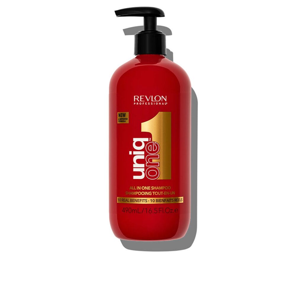Flacone di shampoo rosso con dosatore nero. Scritta: Revlon Professional Uniq One. 10 benefici. 490ml/16.5 fl.oz.