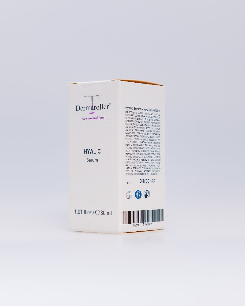 Confezione in cartone Dermaroller Hyal C Serum con informazioni prodotto, ingredienti e numero di lotto.