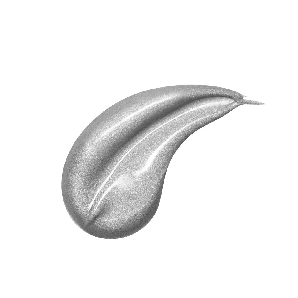 Macchia di illuminante argento su sfondo bianco.