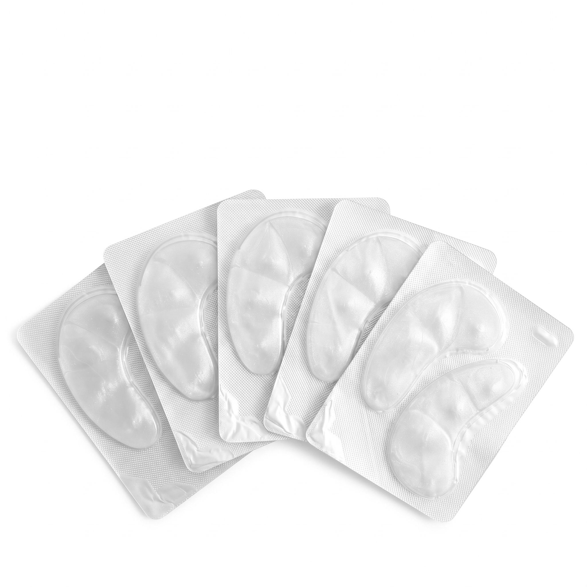 Cinque patch per occhi a forma di mezzaluna, confezionati singolarmente.
