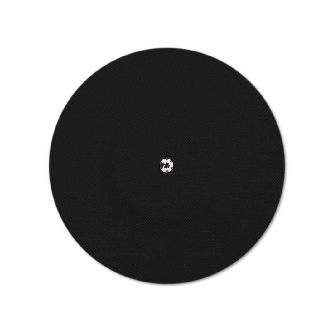 Cerotto rotondo nero con foro di ventilazione. Superficie scanalata. Elemento centrale.