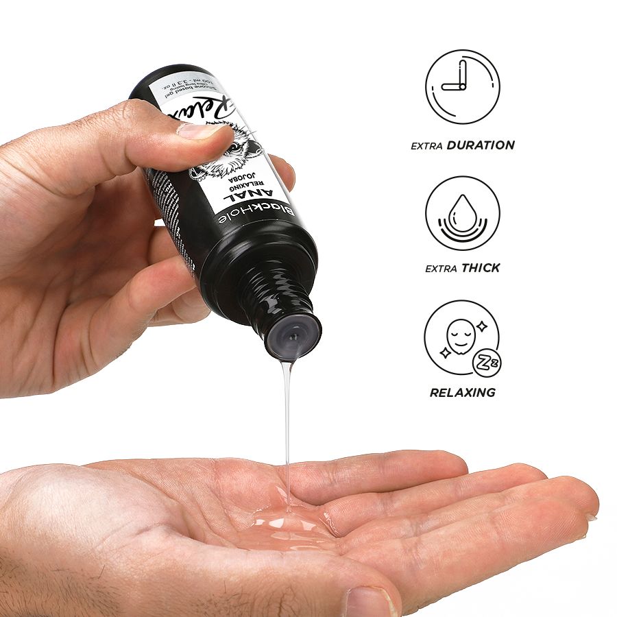 Una mano tiene un flacone, un liquido cola nell'altra mano. Simboli: Durata extra, Extra spesso, Rilassante.