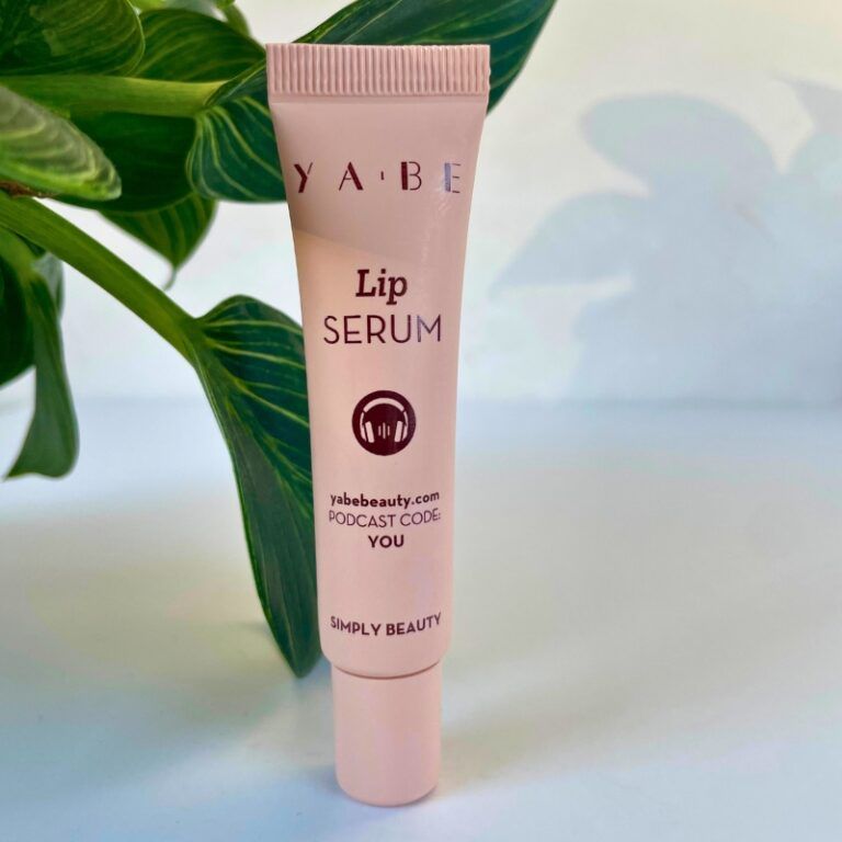 ya_be Lip Serum