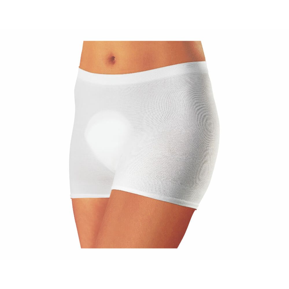 Pantaloncino bianco con protezione integrata. Vista fianchi e cosce. Tessuto liscio con leggero motivo.