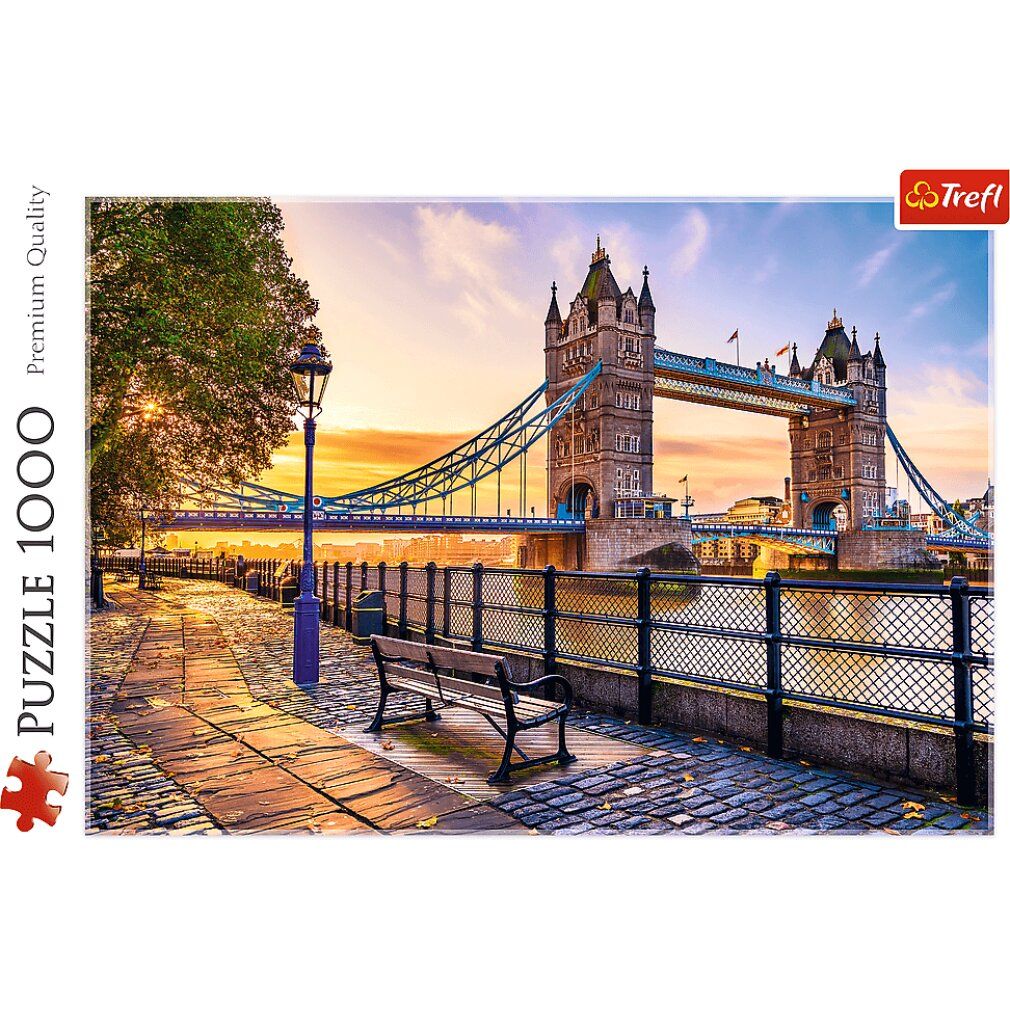 Scatola di puzzle con la Tower Bridge di Londra. Scritta "Puzzle 1000". Marchio Trefl.