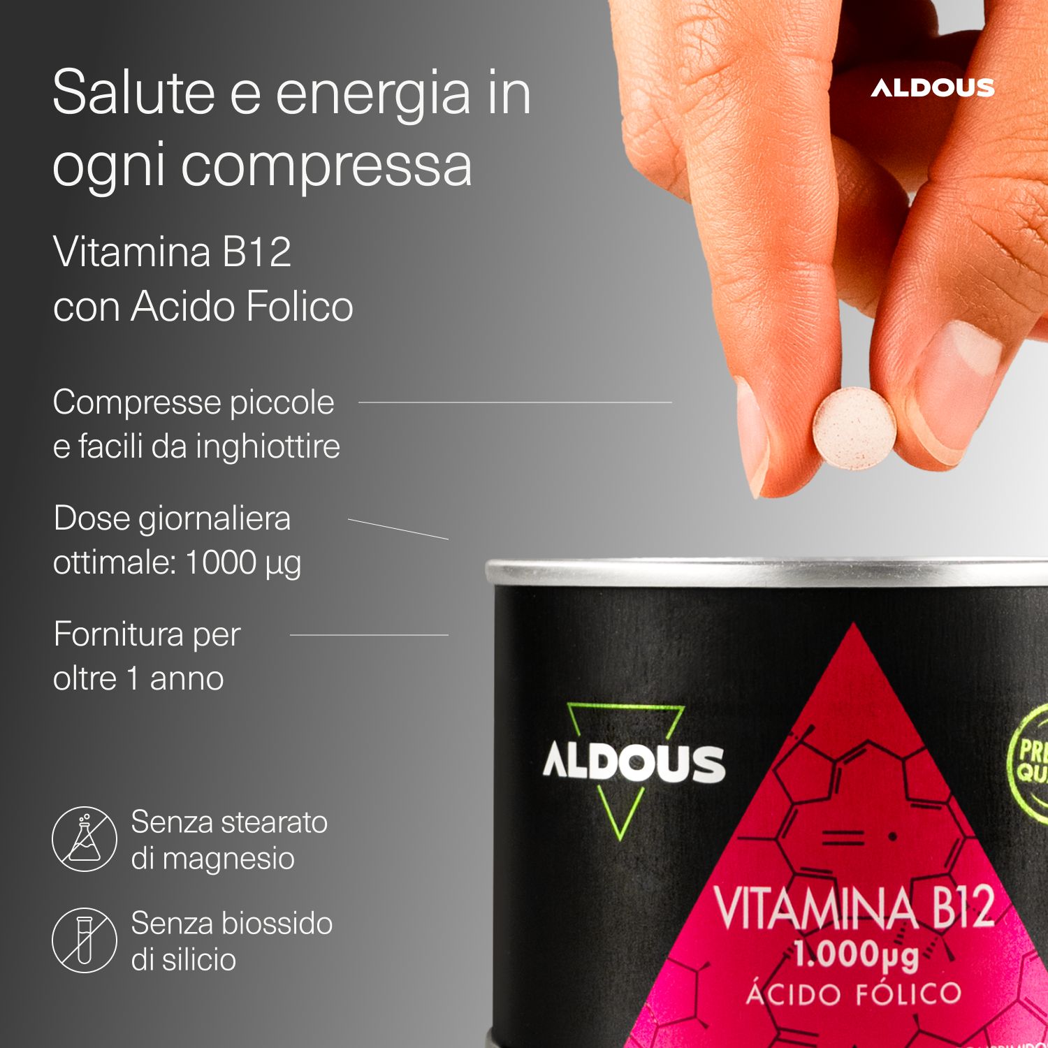 Lattina Aldous Vitamina B12, mano tiene una compressa. Contiene 1000µg di Vitamina B12.