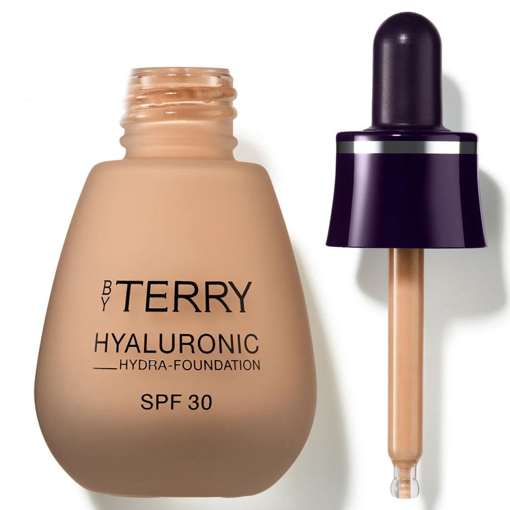 Flacone di fondotinta liquido con pipetta. Scritta: BY TERRY HYALURONIC HYDRA-FOUNDATION SPF 30. Colore chiaro.