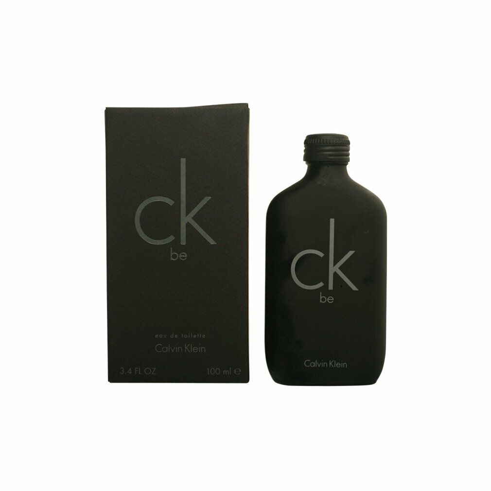 Flacone e scatola neri con logo "ck be" di Calvin Klein. "100 ml e" è indicato sulla scatola e sul flacone.