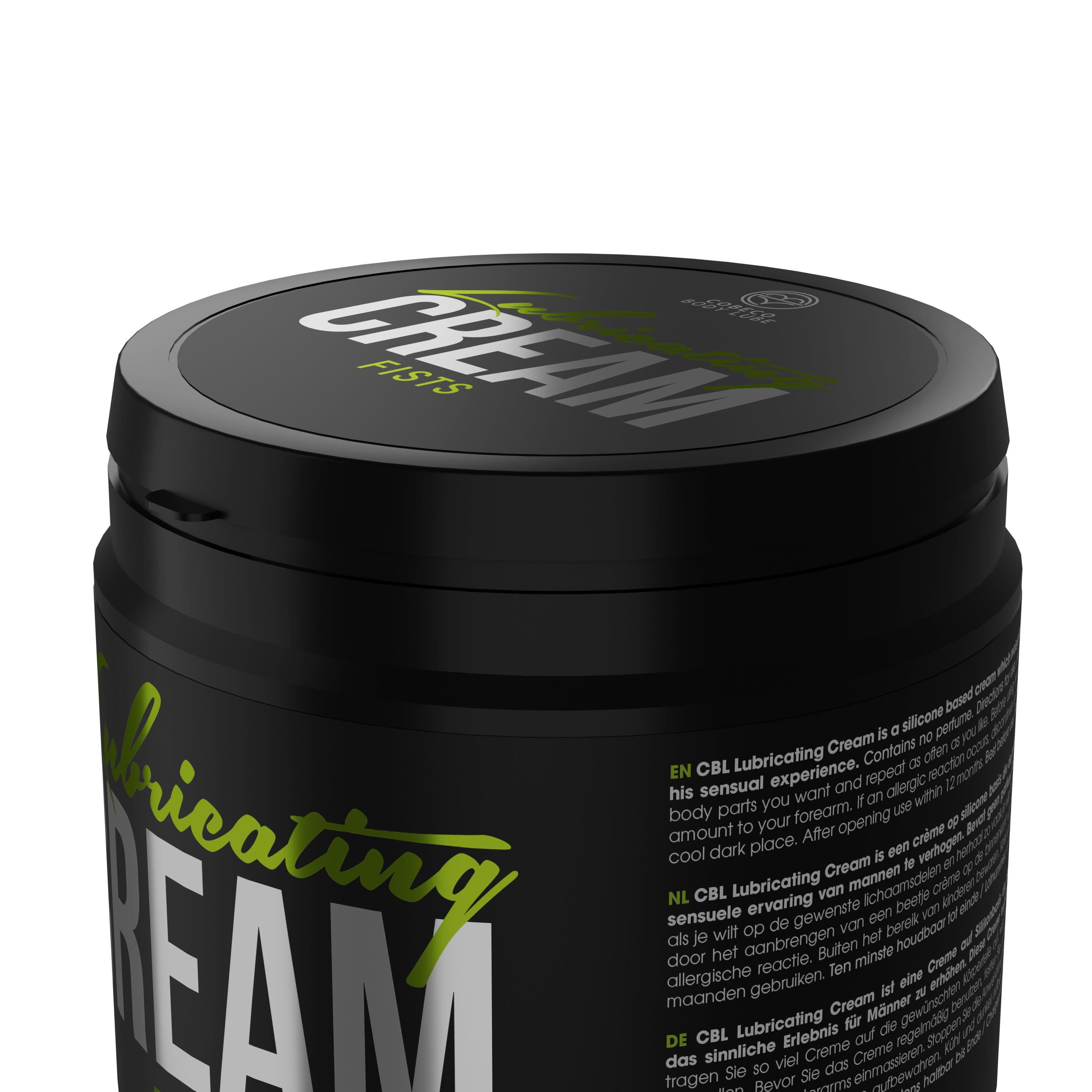 Primo piano del coperchio di un barattolo nero. Scritta: "CREAM FISTS".
