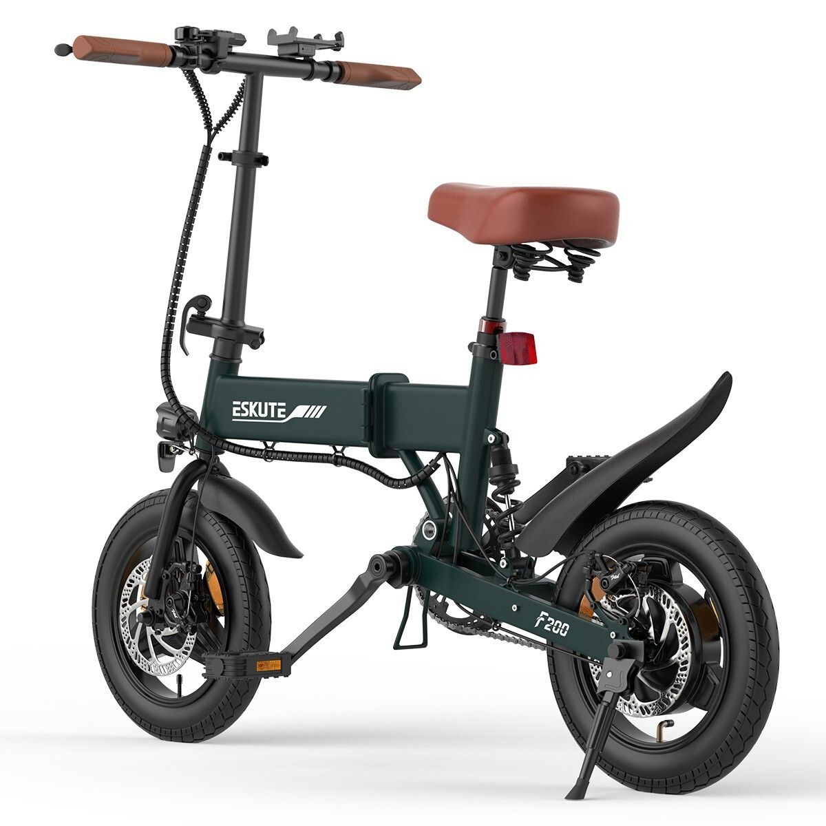 Bicicletta elettrica ESKUTE F200 verde. Sella e manopole marroni. Parafanghi e pneumatici neri. Freni a disco. Scritta F200.