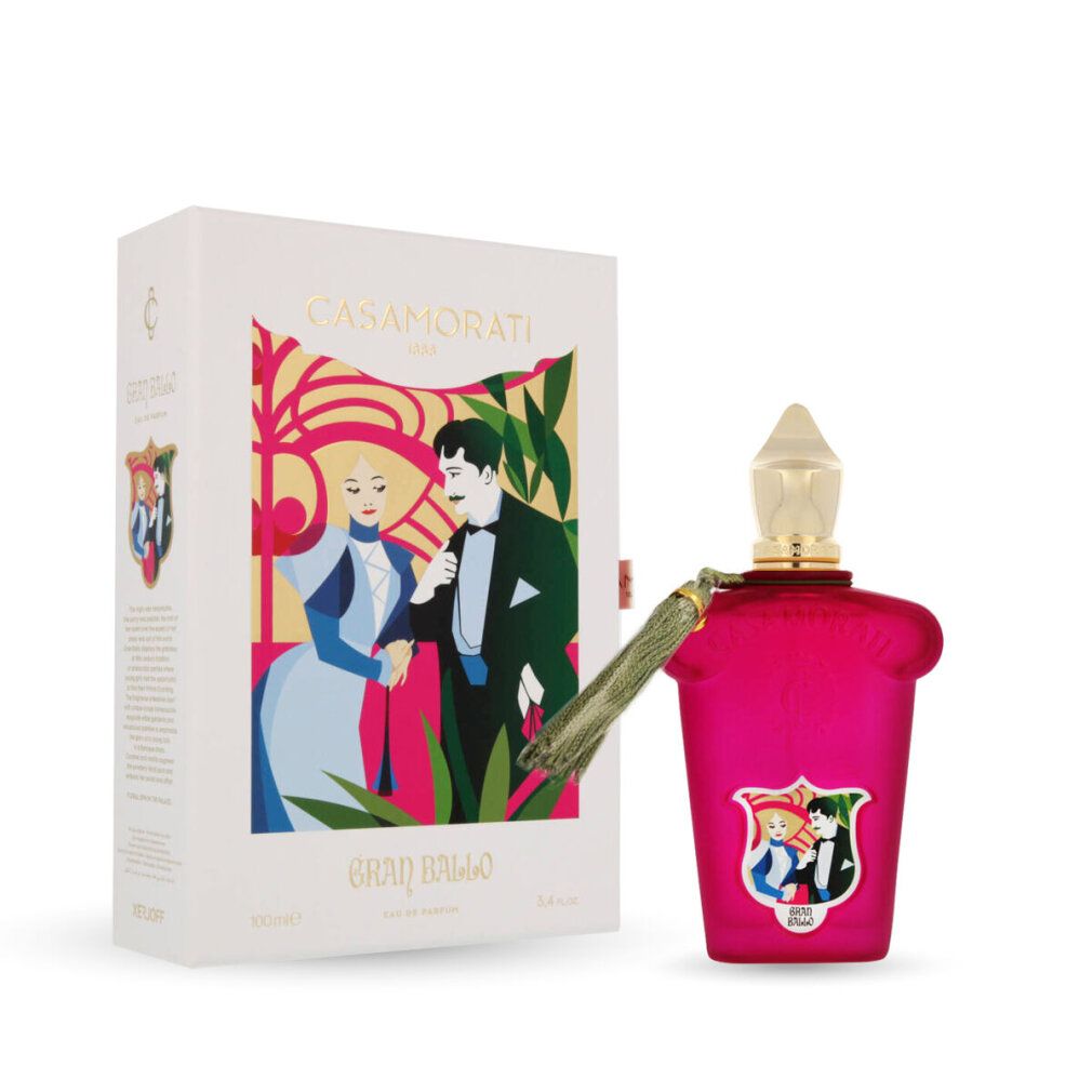 Flacone rosa con tappo dorato e nappa. Confezione bianca con illustrazione di una coppia. Testo: Casamorati, Gran Ballo.