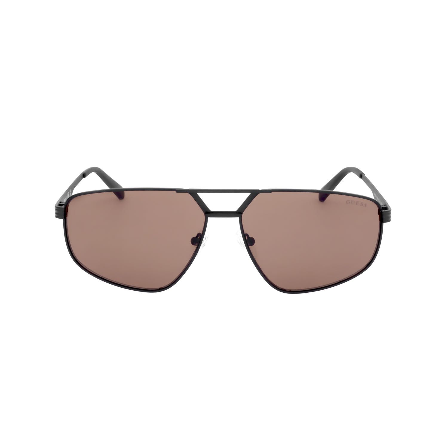 Occhiali da sole aviator neri con lenti marroni e montatura in metallo nero.