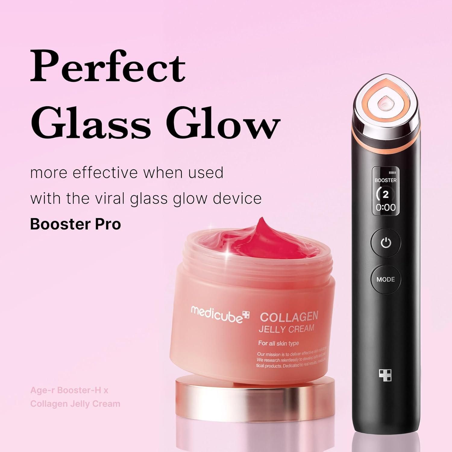Immagine del prodotto. Medicube Collagen Jelly Cream e dispositivo Age-r Booster-Pro. Sfondo rosa.