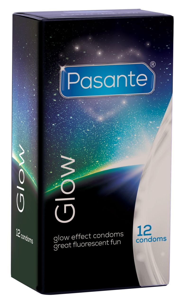 Confezione da 12 preservativi Pasante Glow, con design a cielo stellato.