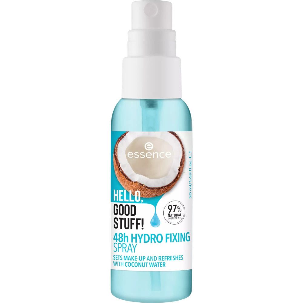 Flacone spray blu trasparente con erogatore bianco. Scritta: Hello Good Stuff, 48h Hydro Fixing Spray. Con acqua di cocco.