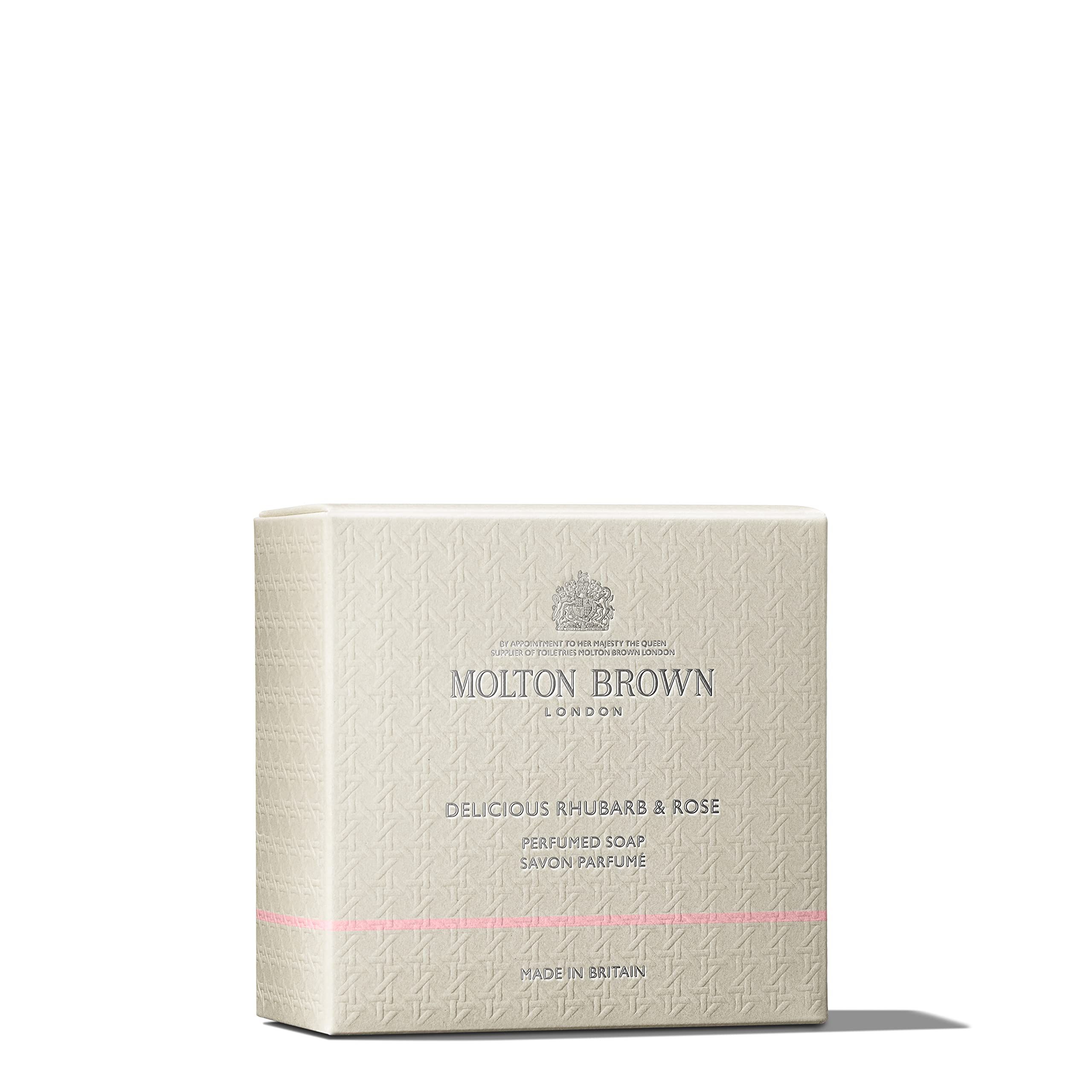 Scatola bianca con motivo in rilievo e scritta: Molton Brown London, Delicious Rhubarb & Rose.