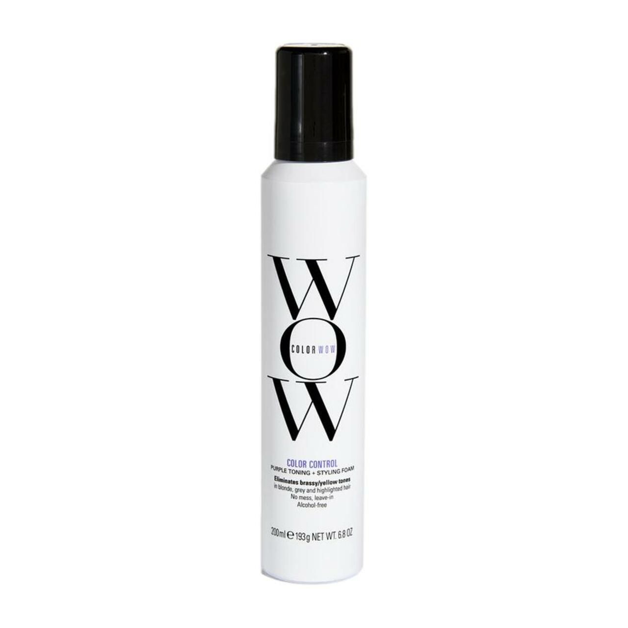 Flacone bianco con tappo nero. Scritta: WOW COLORUSH. Testo: COLOR CONTROL, Purple Toning + Styling Foam. 200ml.