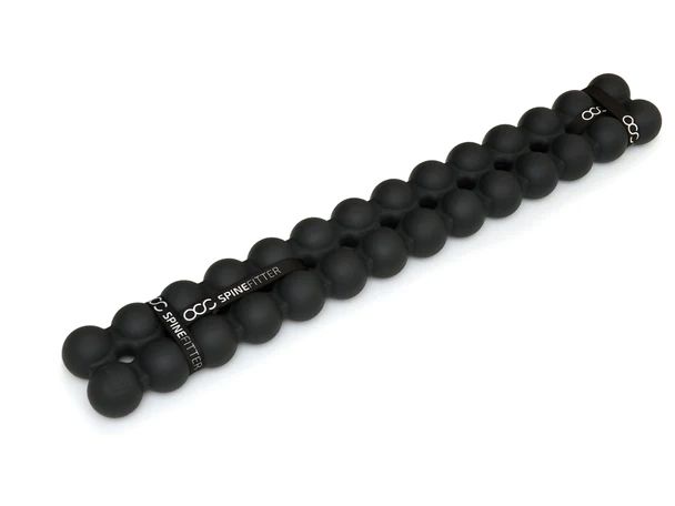 SISSEL Spinefitter nero. Composto da elementi rotondi collegati da fasce. Scritta: SPINEFITTER.