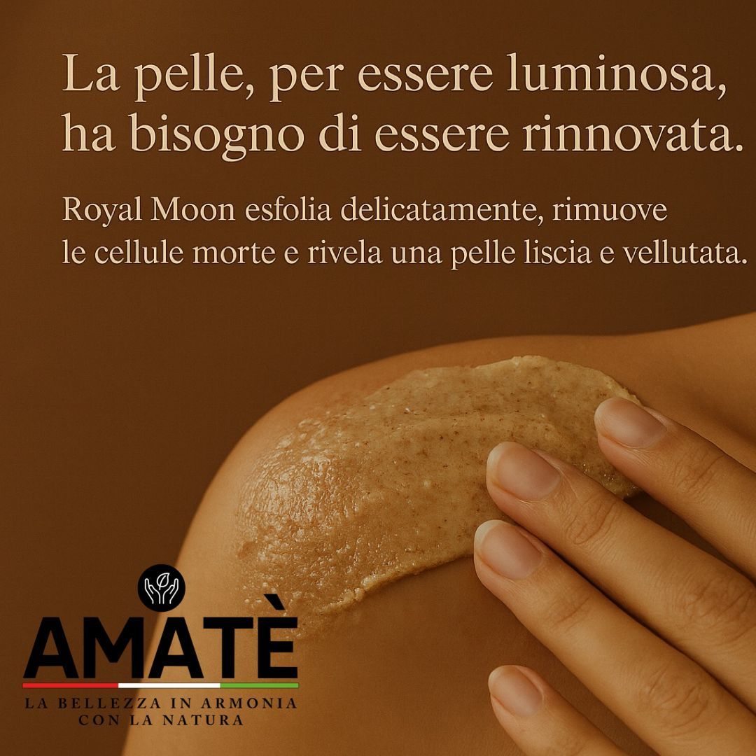 Prodotto applicato sulla pelle. Logo Amatè in basso a sinistra. Testo sulla cura della pelle. Nome del prodotto non visibile.