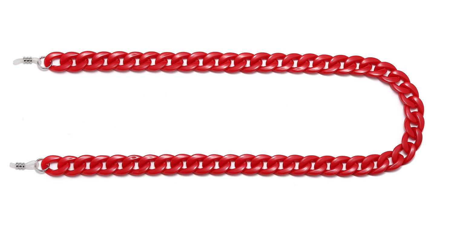 Catena per occhiali rossa. Maglie in plastica. Estremità metalliche per il fissaggio alle aste degli occhiali. Disposizione a forma di U su sfondo bianco.