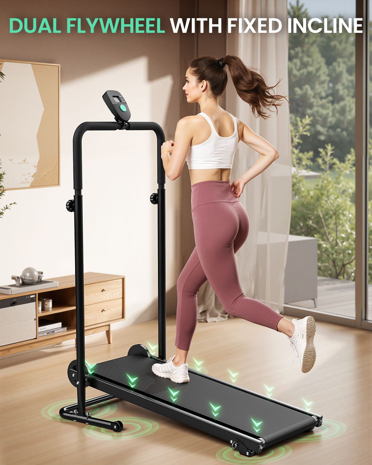 Donna che corre su un tapis roulant manuale nero. Struttura verticale con display digitale. Testo: DUAL FLYWHEEL WITH FIXED INCLINE.