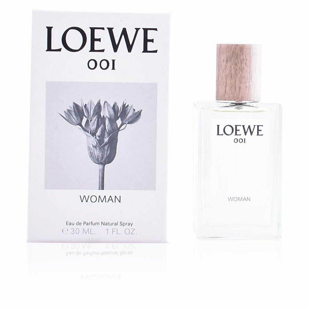 Loewe 001 Woman Eau de Parfum e confezione. Flacone e scatola con motivo floreale. Logo e nome del prodotto.
