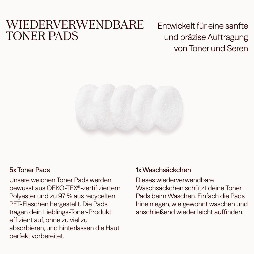 Cinque pad toner bianchi e un sacchetto per il lavaggio. Testo: Pad toner riutilizzabili, 5x pad, 1x sacchetto per il lavaggio.