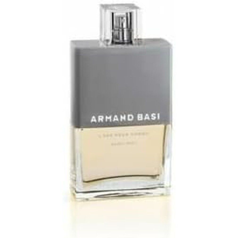 Flacone Armand Basi l'Eau Pour Homme. Forma rettangolare, tappo grigio, vaporizzatore trasparente. Scritta.