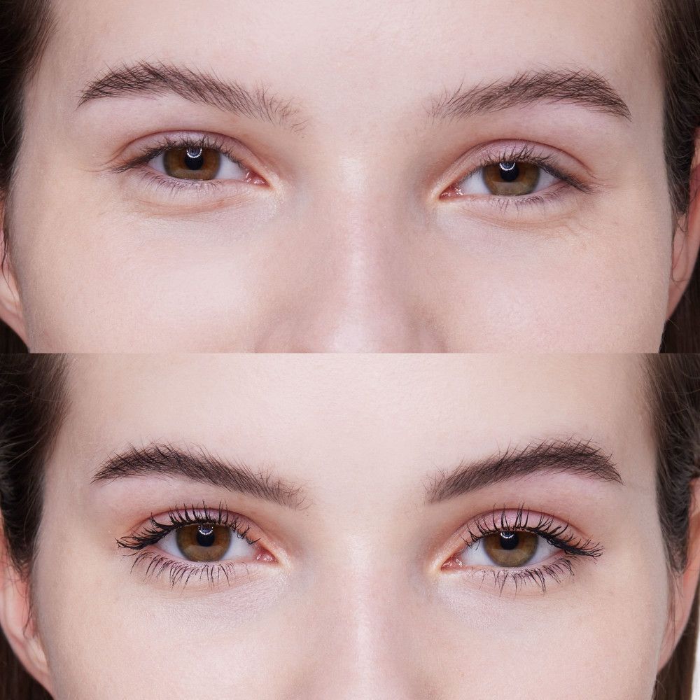 Primo piano degli occhi. Sopra: senza trucco. Sotto: ciglia truccate.