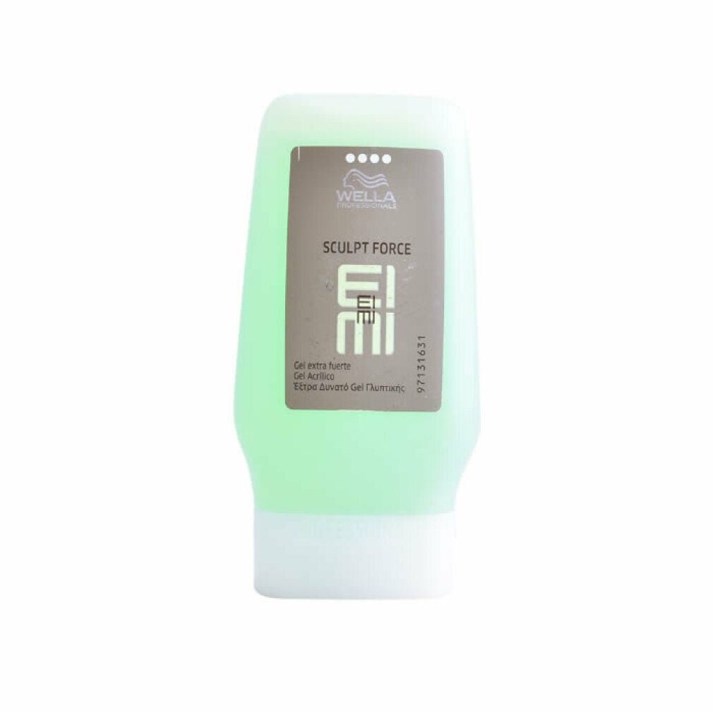 Gel verde in flacone. Scritta: Wella Eimi Sculpt Force. Tenuta 4.