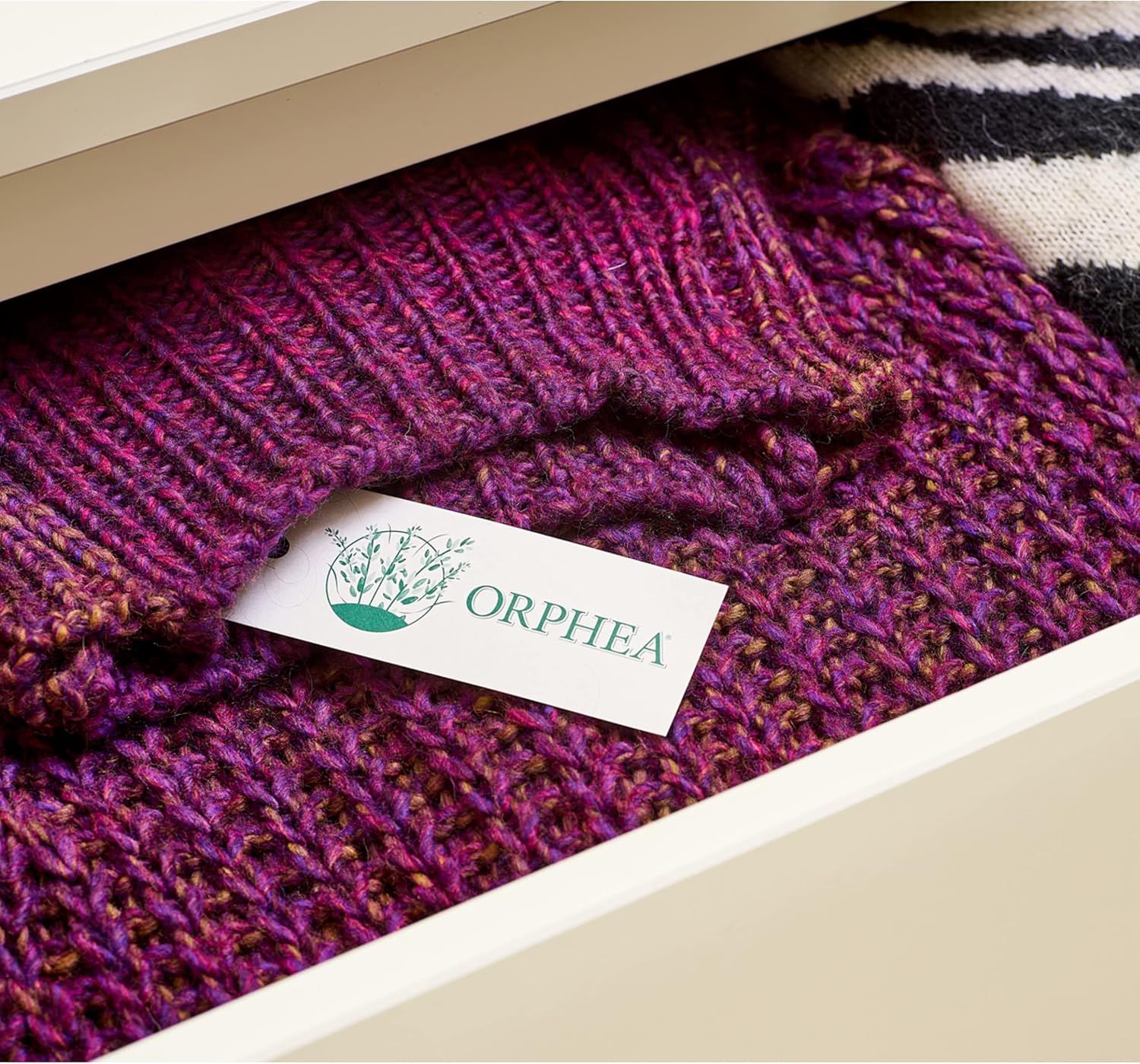 Orphea, Foglietti Salvalana per Cassetti e Armadi,per Lana e Vestiti, Profumo Legni di Cedro, 3 Pack