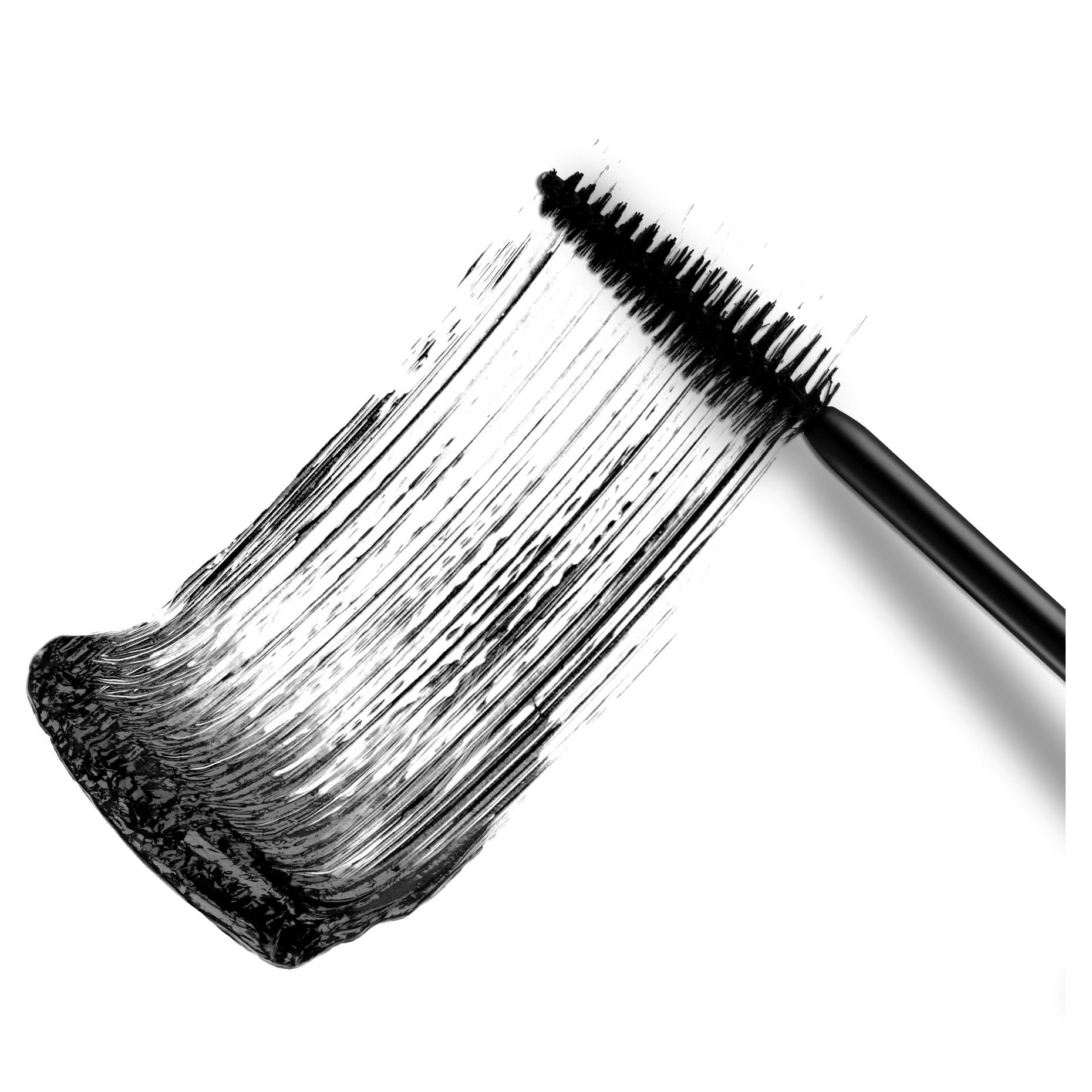 Scovolino per mascara con colore nero su sfondo bianco. Colore applicato in una striscia larga.