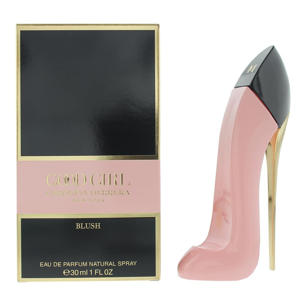 Flacone rosa a forma di tacco alto e confezione. Scatola nera con scritta dorata. Scritta: GOOD GIRL BLUSH, Eau de Parfum.