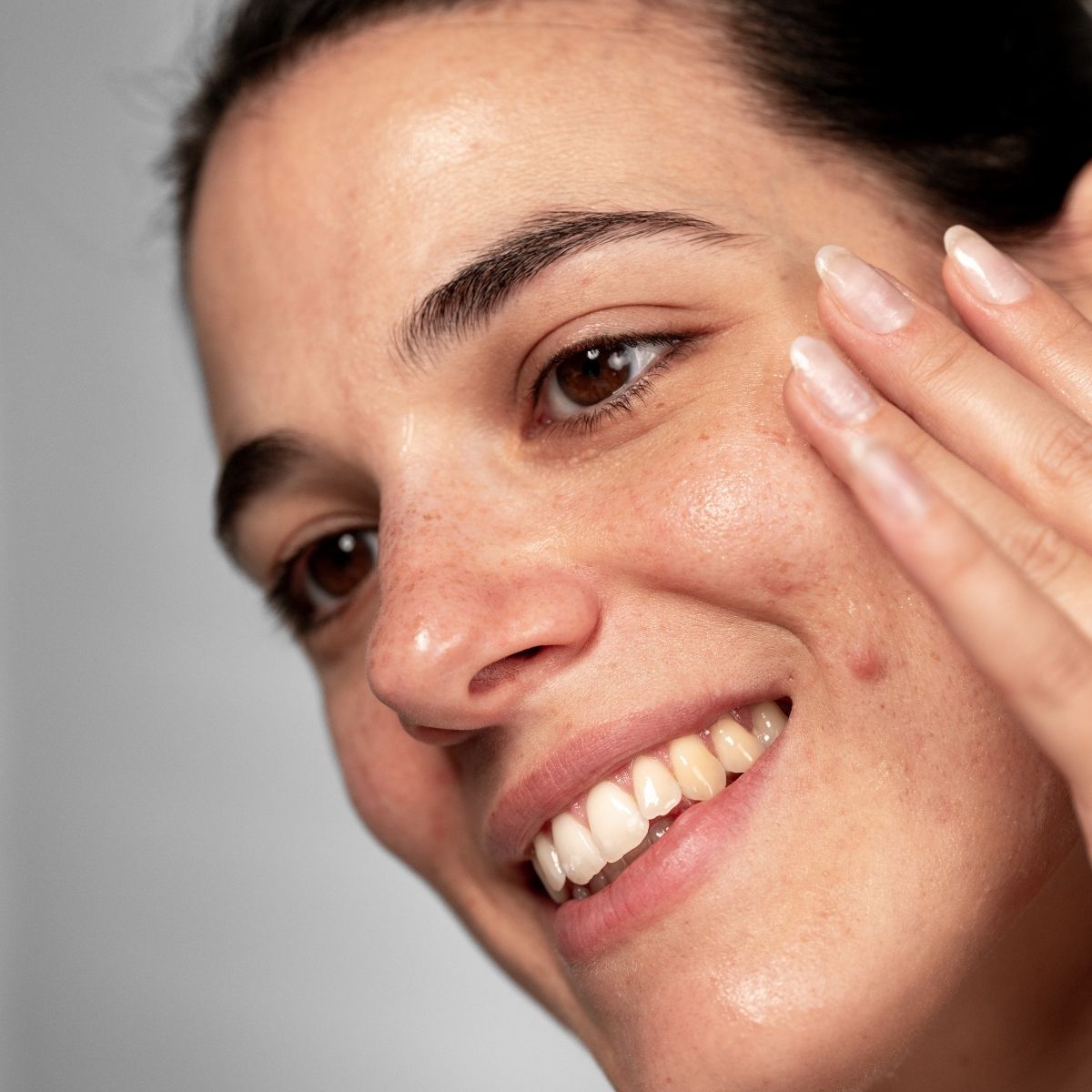 Officina Naturae Siero Viso per Pelle sensibile Senza Profumo