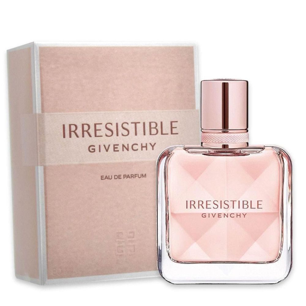 Flacone di profumo e confezione. Flacone quadrato, contenuto rosa, tappo oro rosa. Confezione rosa con scritta Irresistible Givenchy.