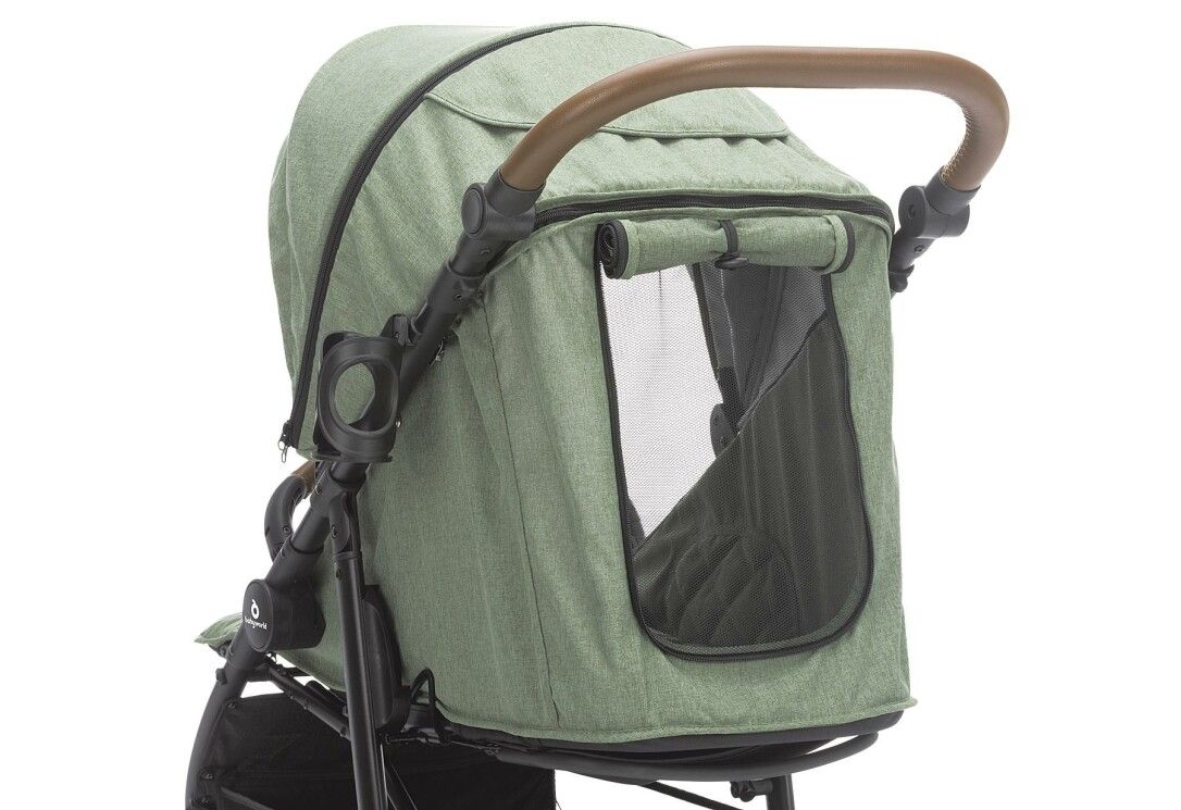 Passeggino con tessuto verde, manici marroni e una finestra. Telaio nero. Portabicchieri.